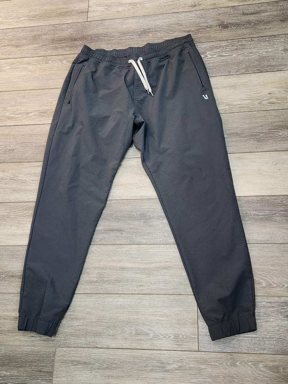 Vuori Transit Men's Grey Elastic-Waist Joggers with Drawstring Size Large - Picture 4 of 9